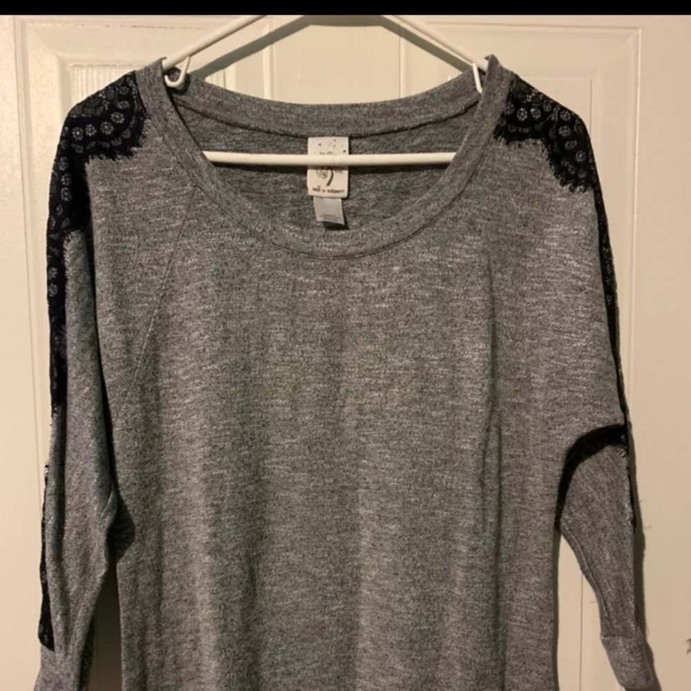 Gray self Esteem top with black lace